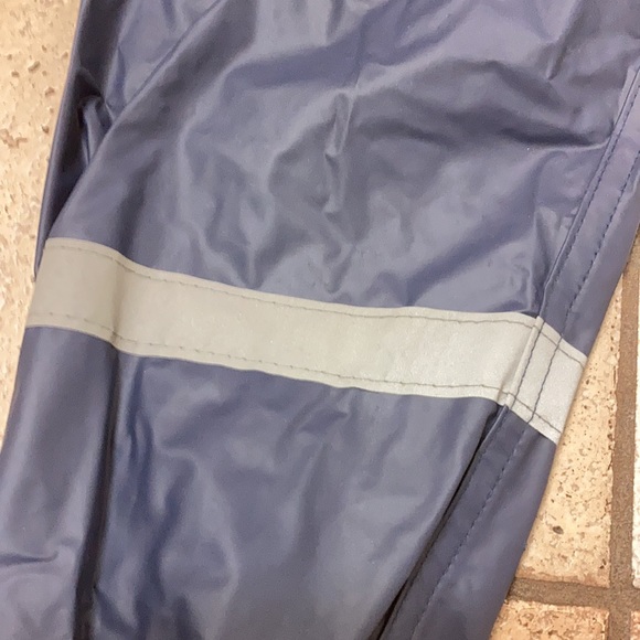 Size 2T rubber splash pants - Picture 3 of 9
